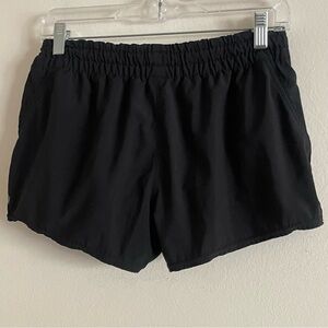 Vuori black shorts size small